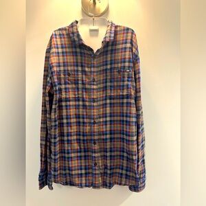 Vans Grindle flannel button down plaid long sleeve  shirt. Size Large slim fit